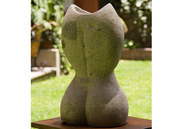 Mujer cuenco